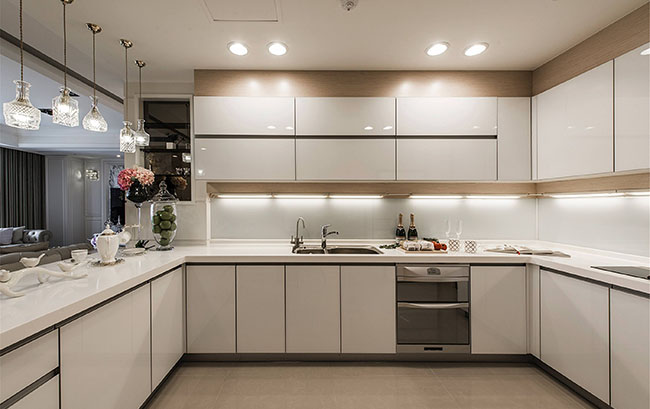 廚房裝修：臺(tái)面選擇什么材料比較好？