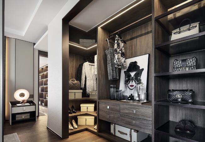 衣帽間裝修設計的5個小技巧