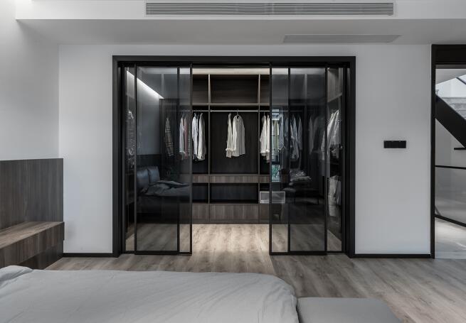 衣帽間分區(qū)的作用和優(yōu)勢