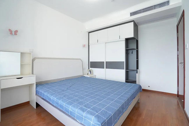 三室兩廳現(xiàn)代簡約風(fēng)，功能性極強(qiáng)，清淡雅致的溫馨之家