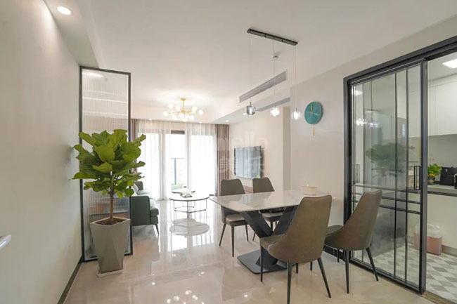 三室兩廳現(xiàn)代簡約，溫馨清新的居所，充滿煙火氣的生活