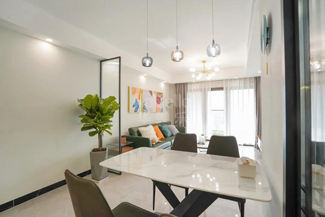 三室兩廳現(xiàn)代簡約，溫馨清新的居所，充滿煙火氣的生活