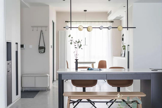 「舊房翻新」極簡風三室兩廳，給自己和家人一個全新的家！