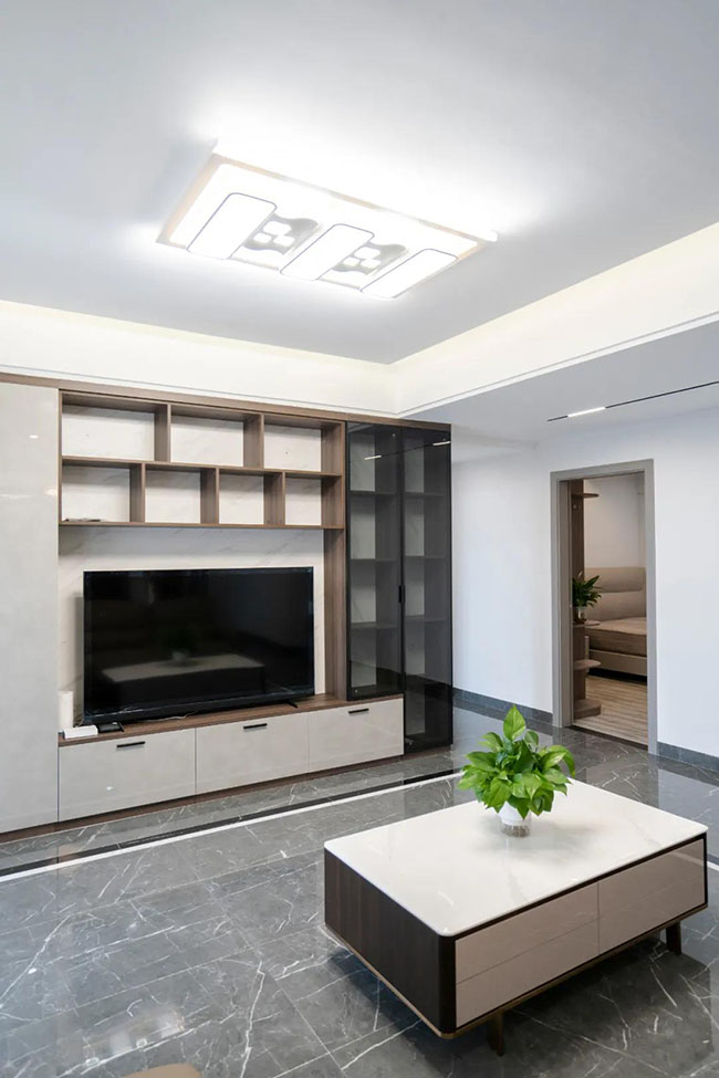 180平現(xiàn)代風(fēng)，黑白灰搭配出時(shí)尚的浪漫空間